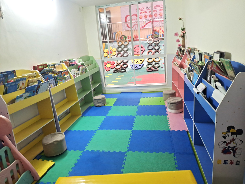 郴州市北湖区金桥幼儿园阅读室教学环境
