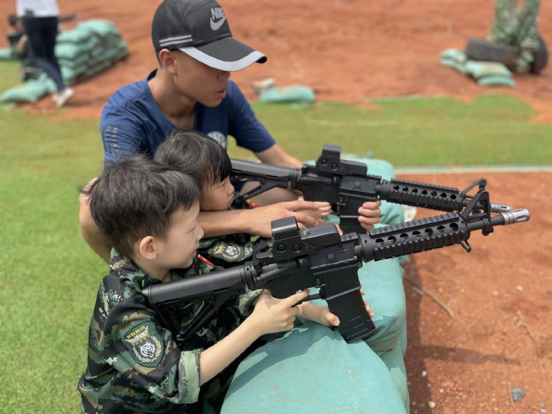 爱诺蒙台梭利幼儿园师生风采